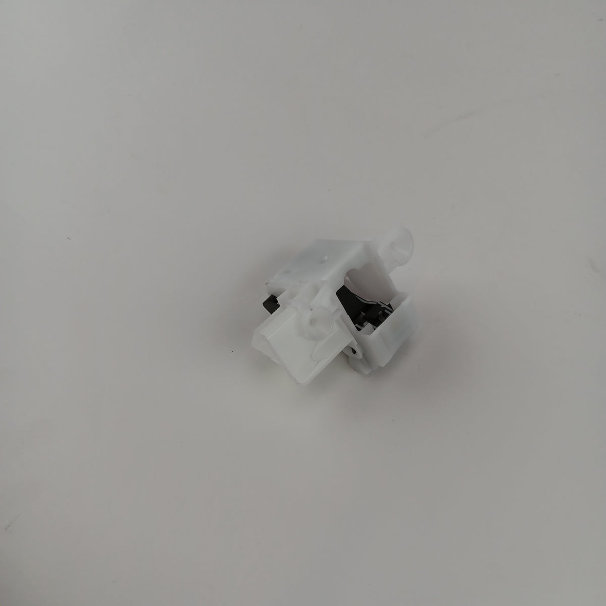 Electrolux Dishwasher Latches / Locks / Strikes 111315040