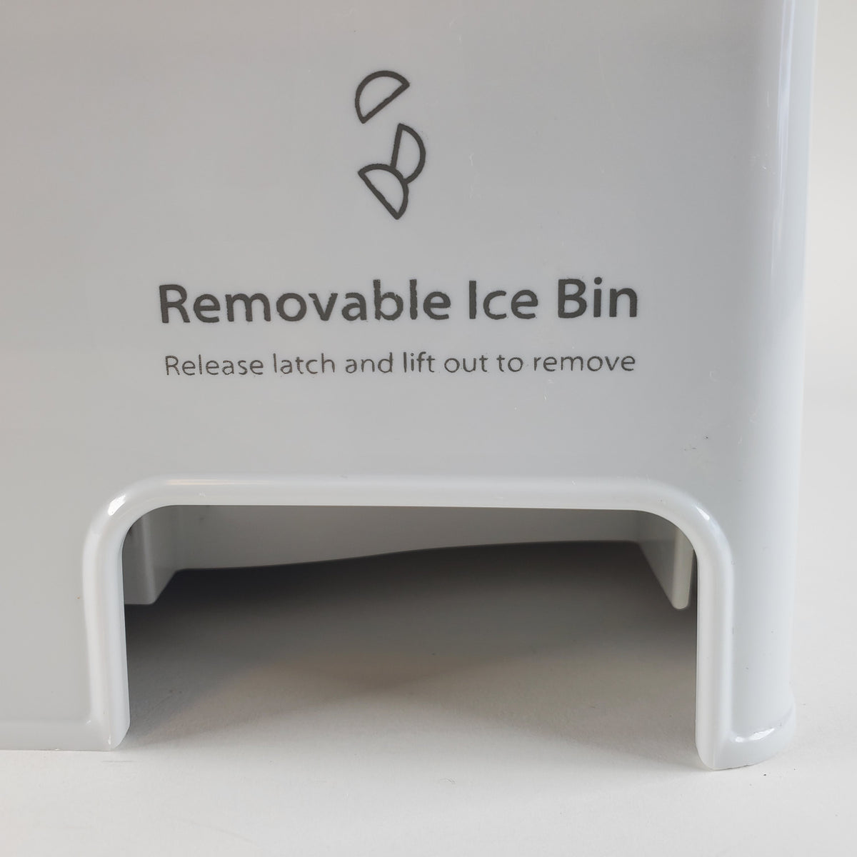 Whirlpool Refrigerator & Freezer Ice Bins / Ice Containers WPW10347093