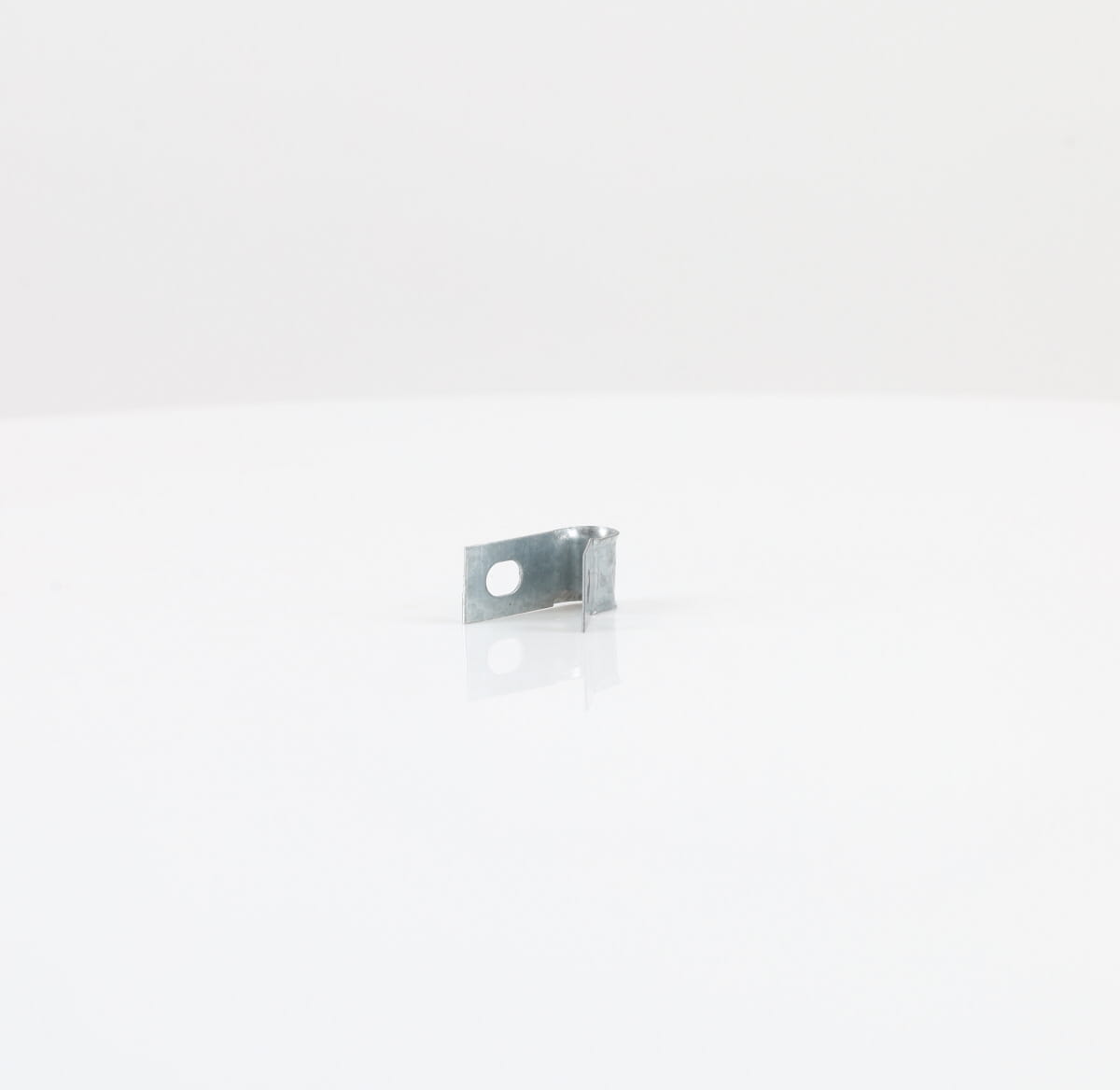 Frigidaire Refrigerator & Freezer Clips 5304455846