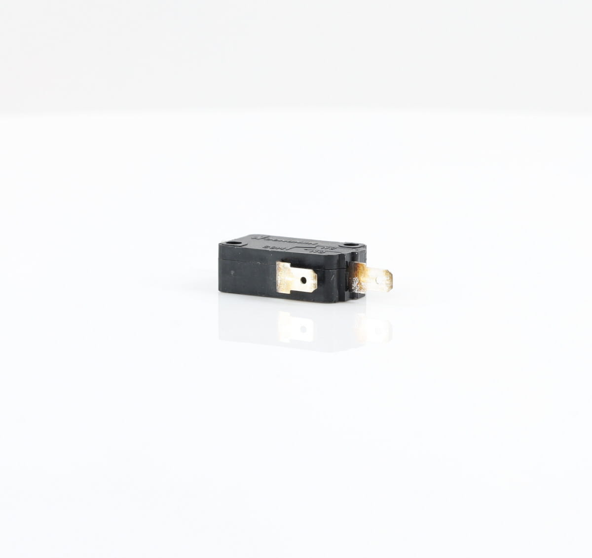 Whirlpool Refrigerator & Freezer Switches W11087492