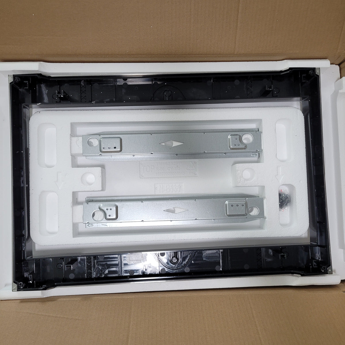 Frigidaire Microwave Trim Pieces GMTK2768AF