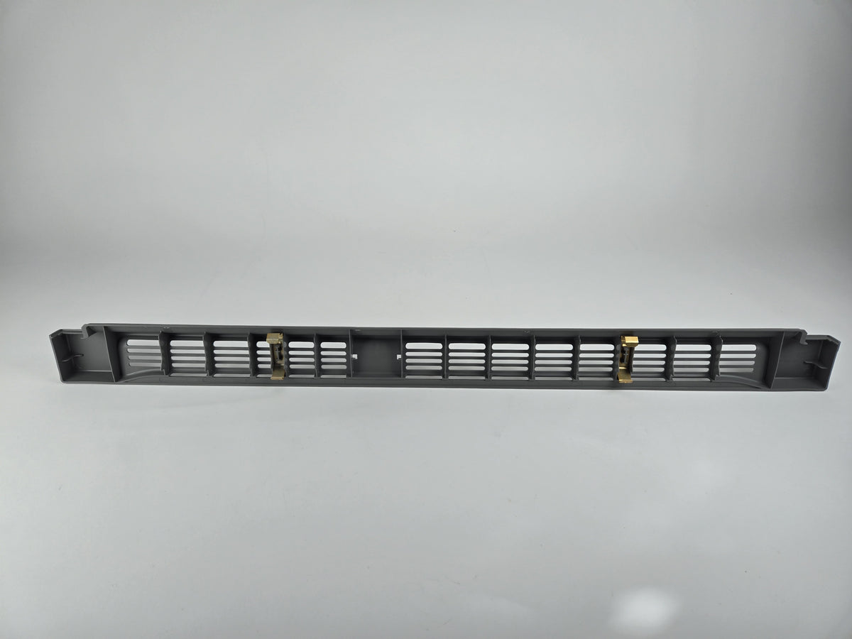 Whirlpool Refrigerator & Freezer Grilles / Kickplates W10860791