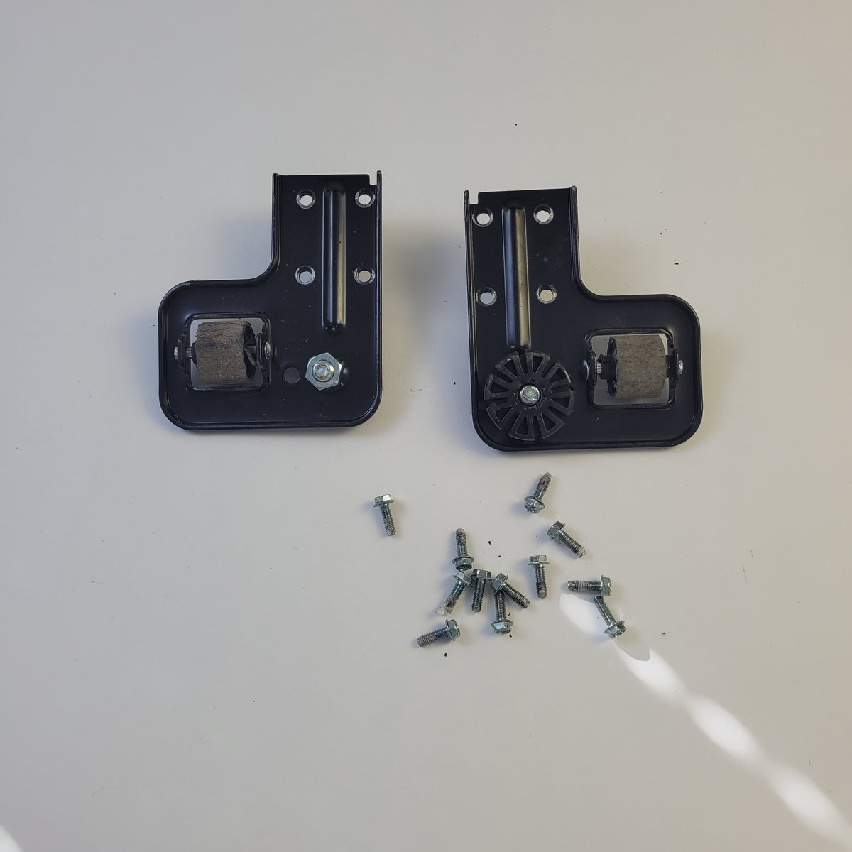 Frigidaire Refrigerator & Freezer Brackets 5304519105