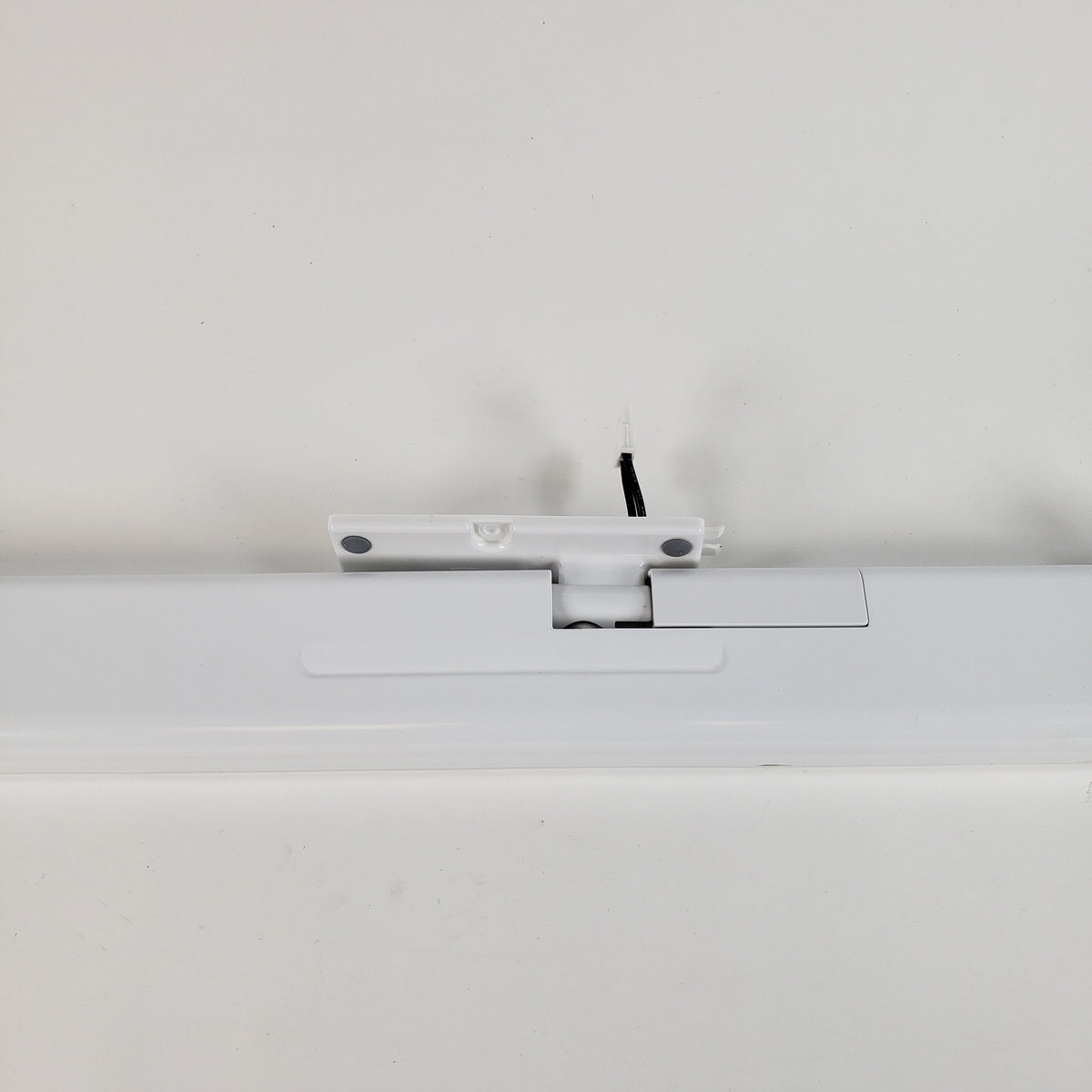 Whirlpool Refrigerator & Freezer Trim Pieces W11122876
