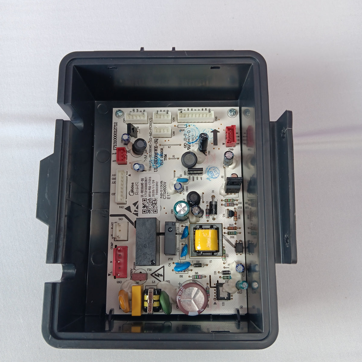 Midea 17131000002821 Refrigerator & Freezer Misc. Parts