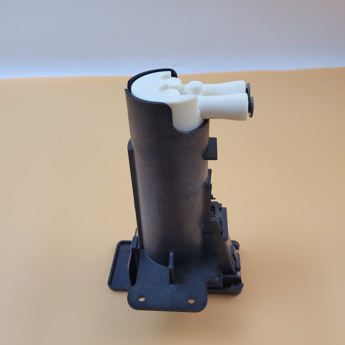 Whirlpool Refrigerator & Freezer Water Filter Housings W10862460