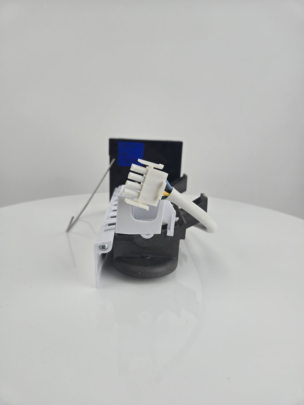 Electrolux Refrigerator & Freezer Ice Makers 241798224
