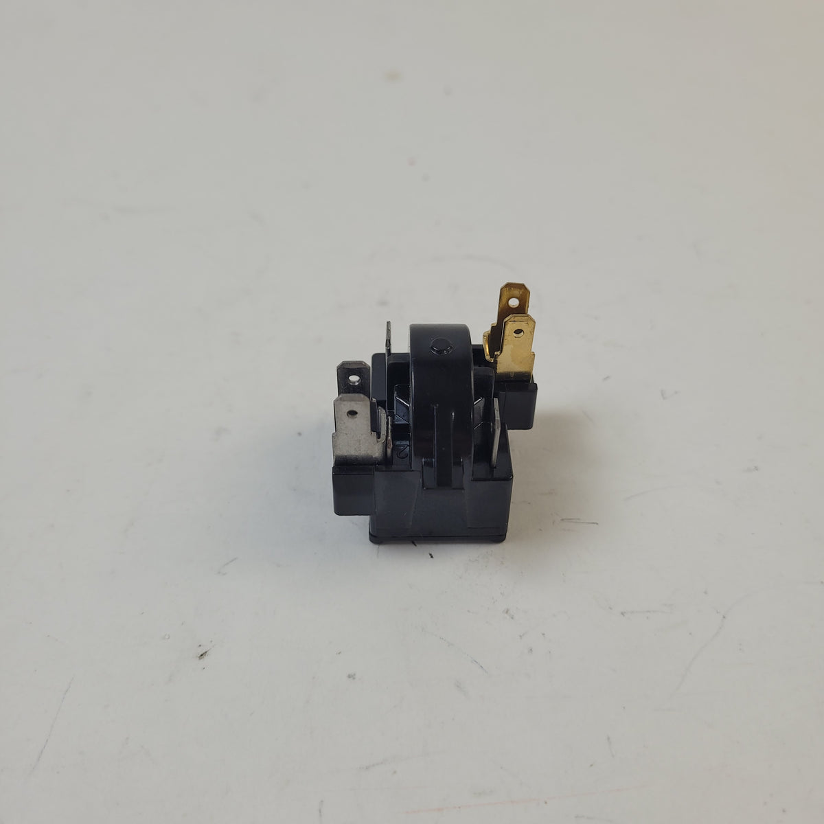 Magic Chef Refrigerator & Freezer Misc. Parts QP24R7K