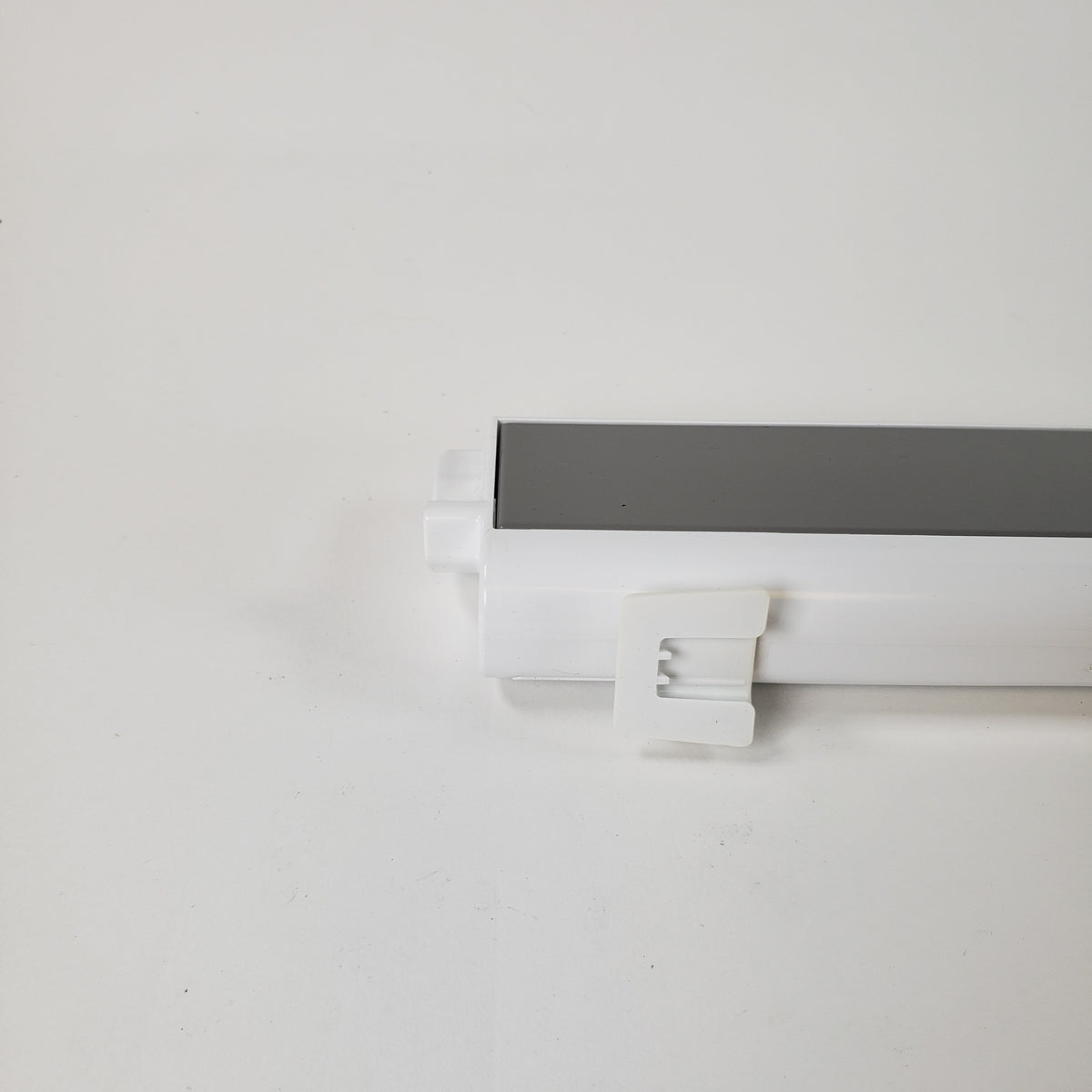 Whirlpool Refrigerator & Freezer Trim Pieces W11122876