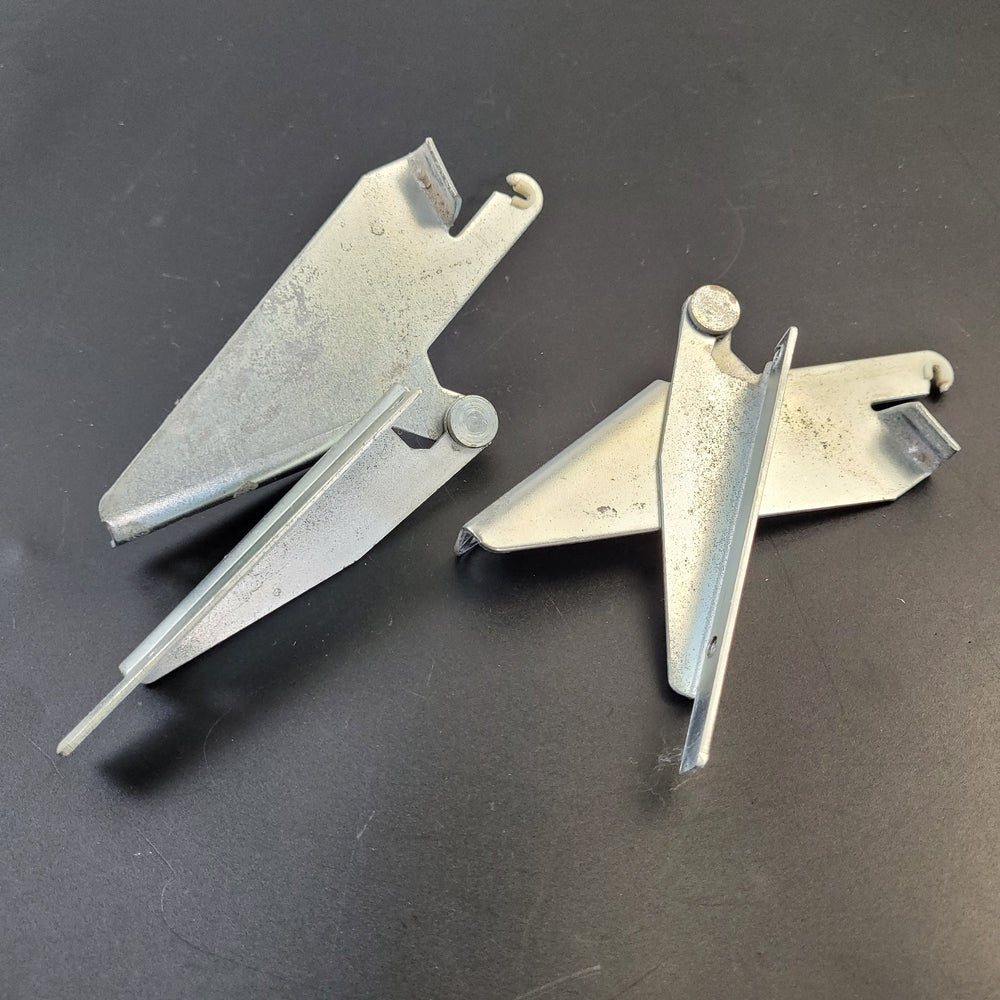 Whirlpool Dryer Door Hinges WP8066057