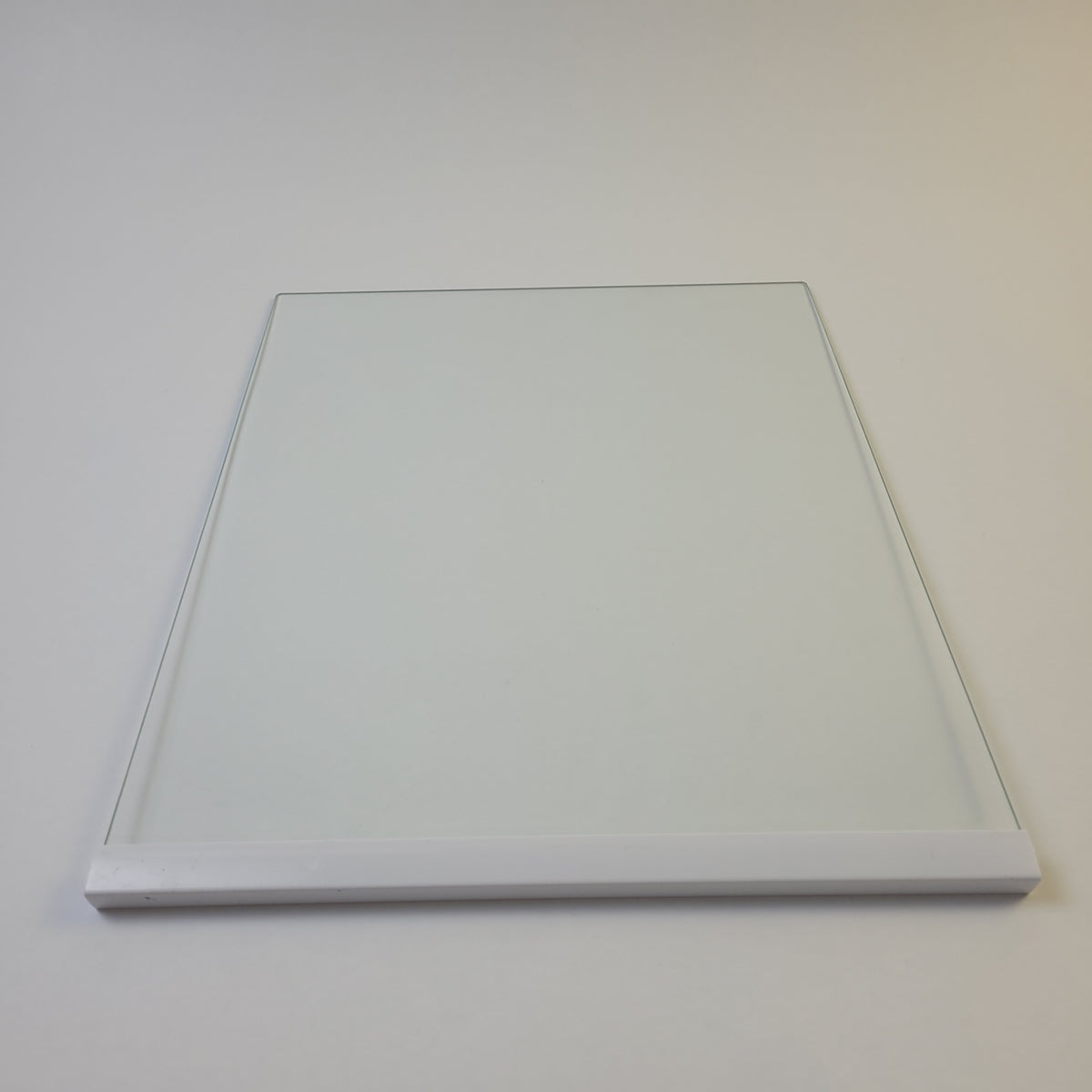 Electrolux Refrigerator & Freezer Shelves 240350605