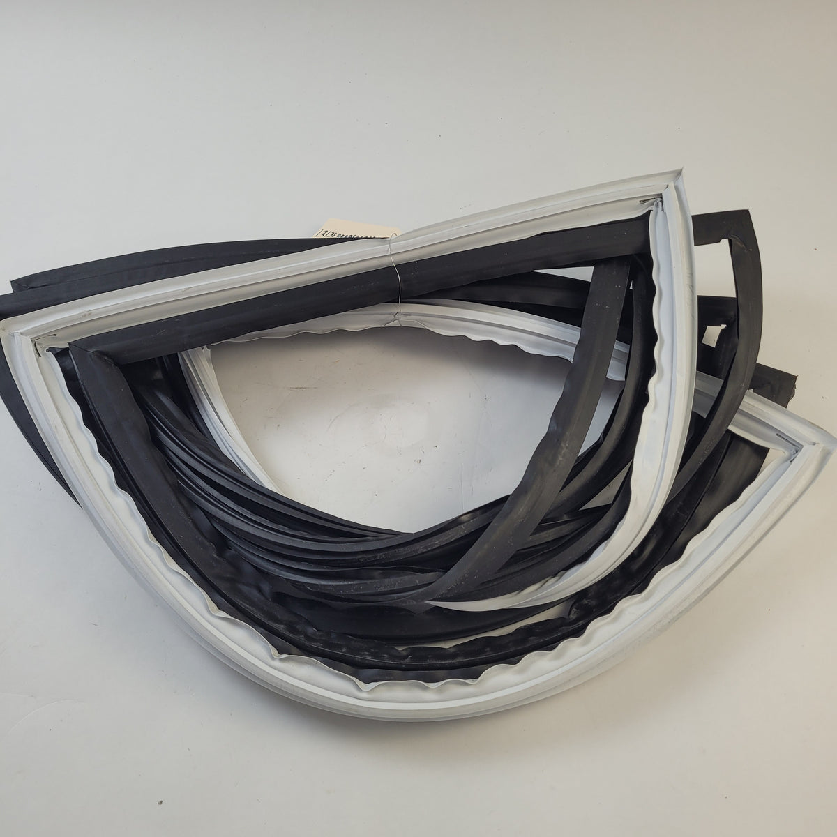 Midea Refrigerator & Freezer Door Gaskets 12131000016124
