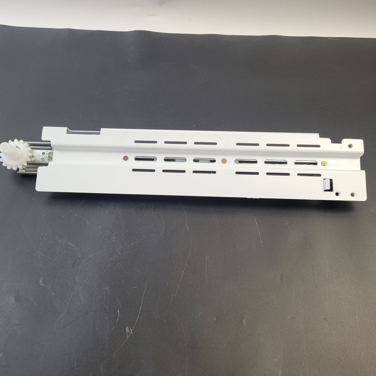 Samsung Refrigerator & Freezer Rails DA97-08806B