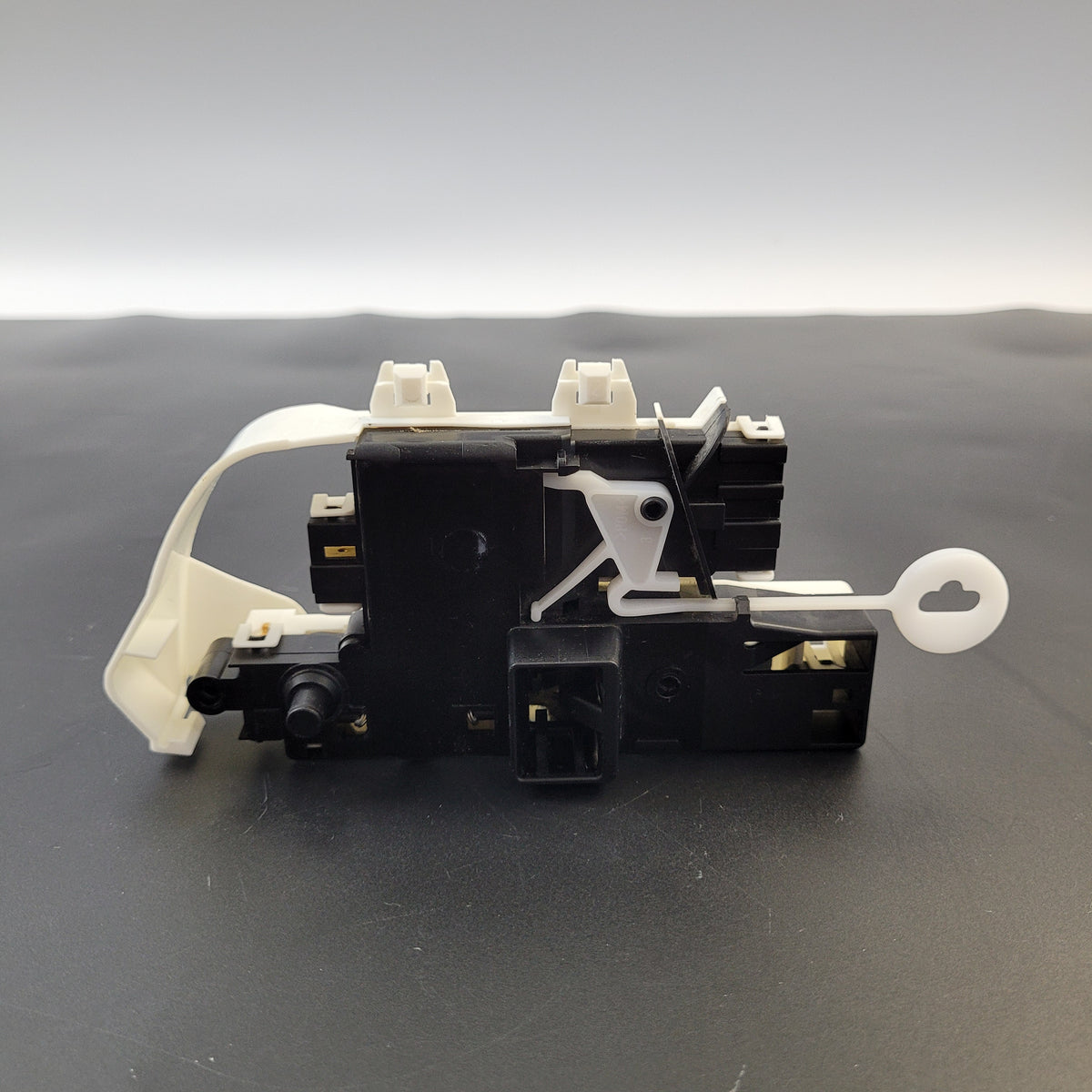 Whirlpool Washer Door Locks WPW10253483