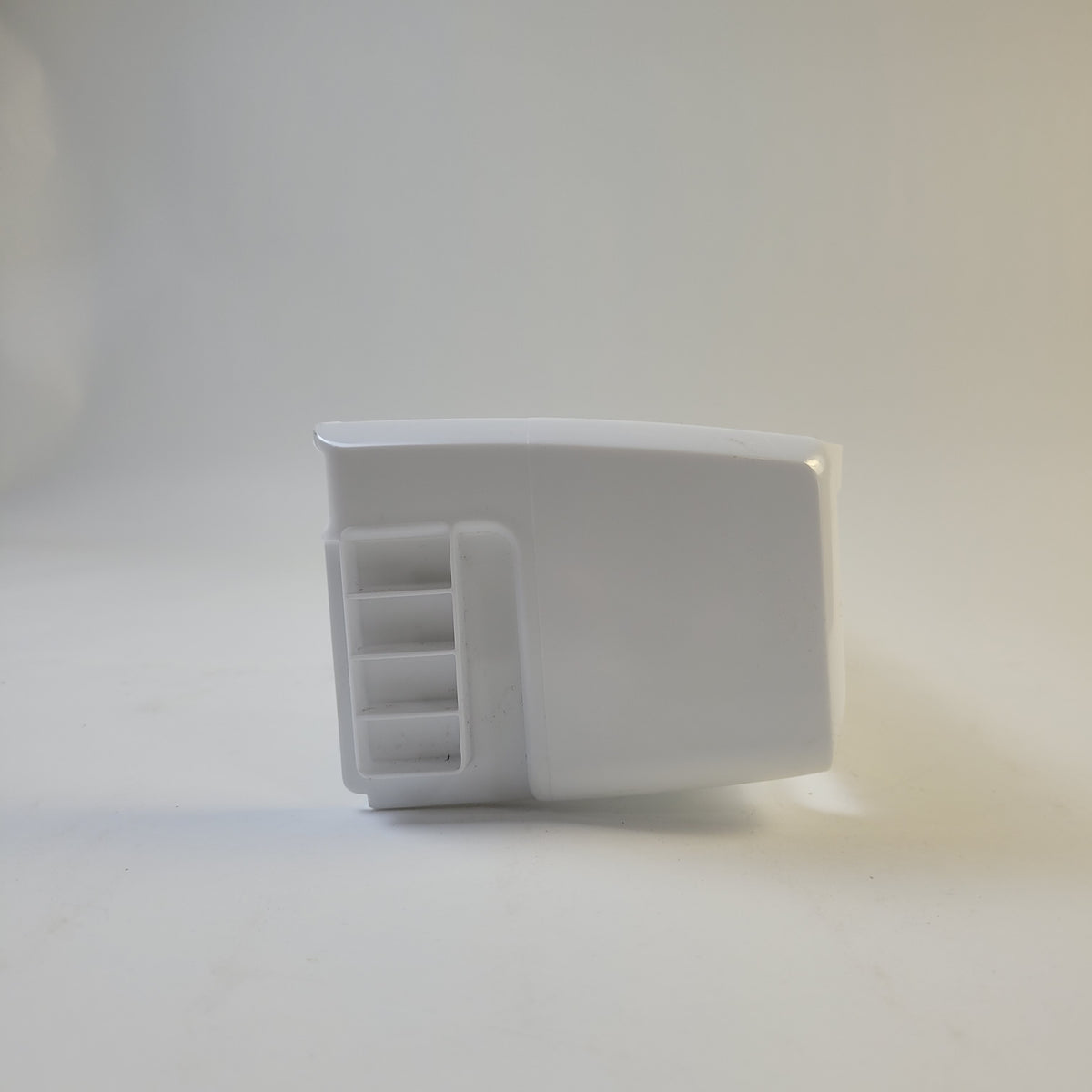 Electrolux Refrigerator & Freezer Door Bins 5304519702