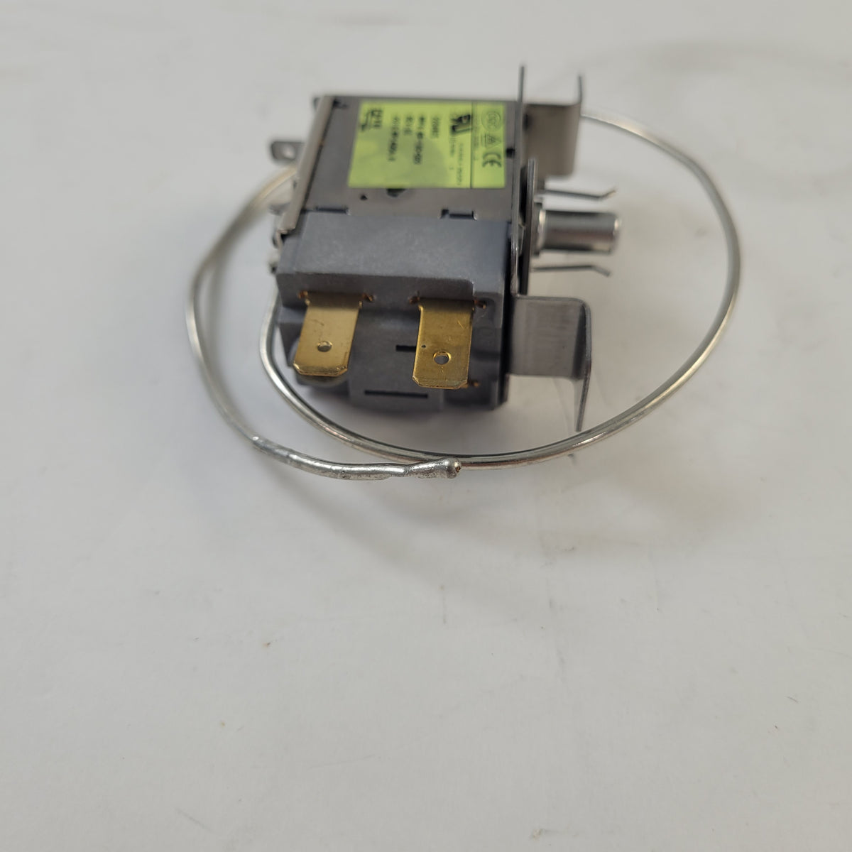 Whirlpool Refrigerator & Freezer Misc. Parts WP2204605