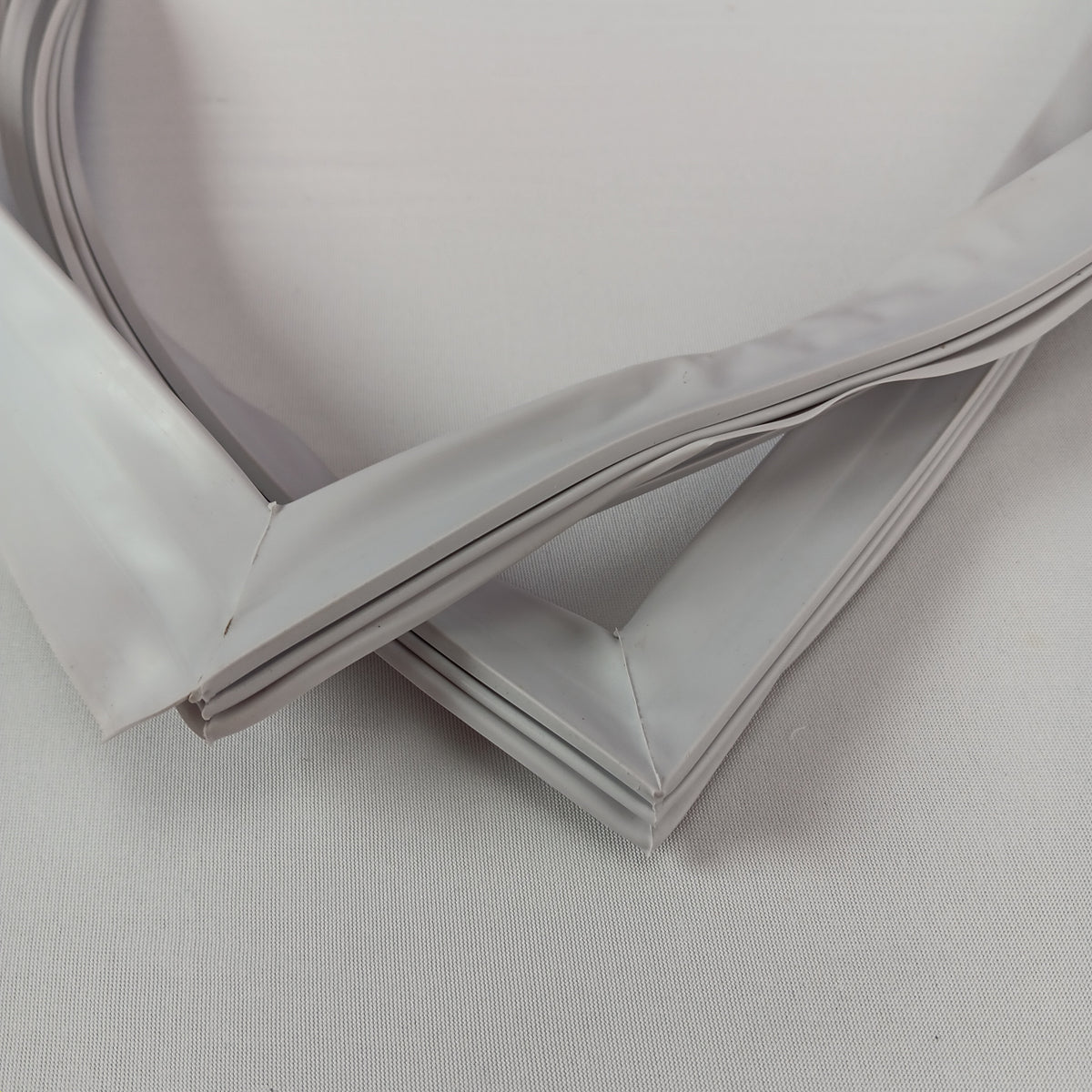 Frigidaire 5304529569 Refrigerator & Freezer Door Gaskets Replaces 5304526837 811988533