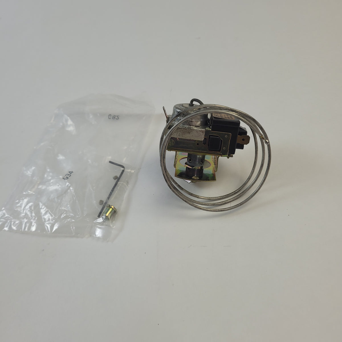 Whirlpool Refrigerator & Freezer Misc. Parts WP819470