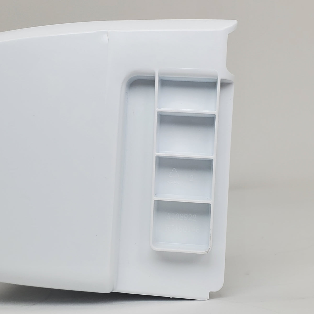 Frigidaire Refrigerator & Freezer Door Bins 5304519703