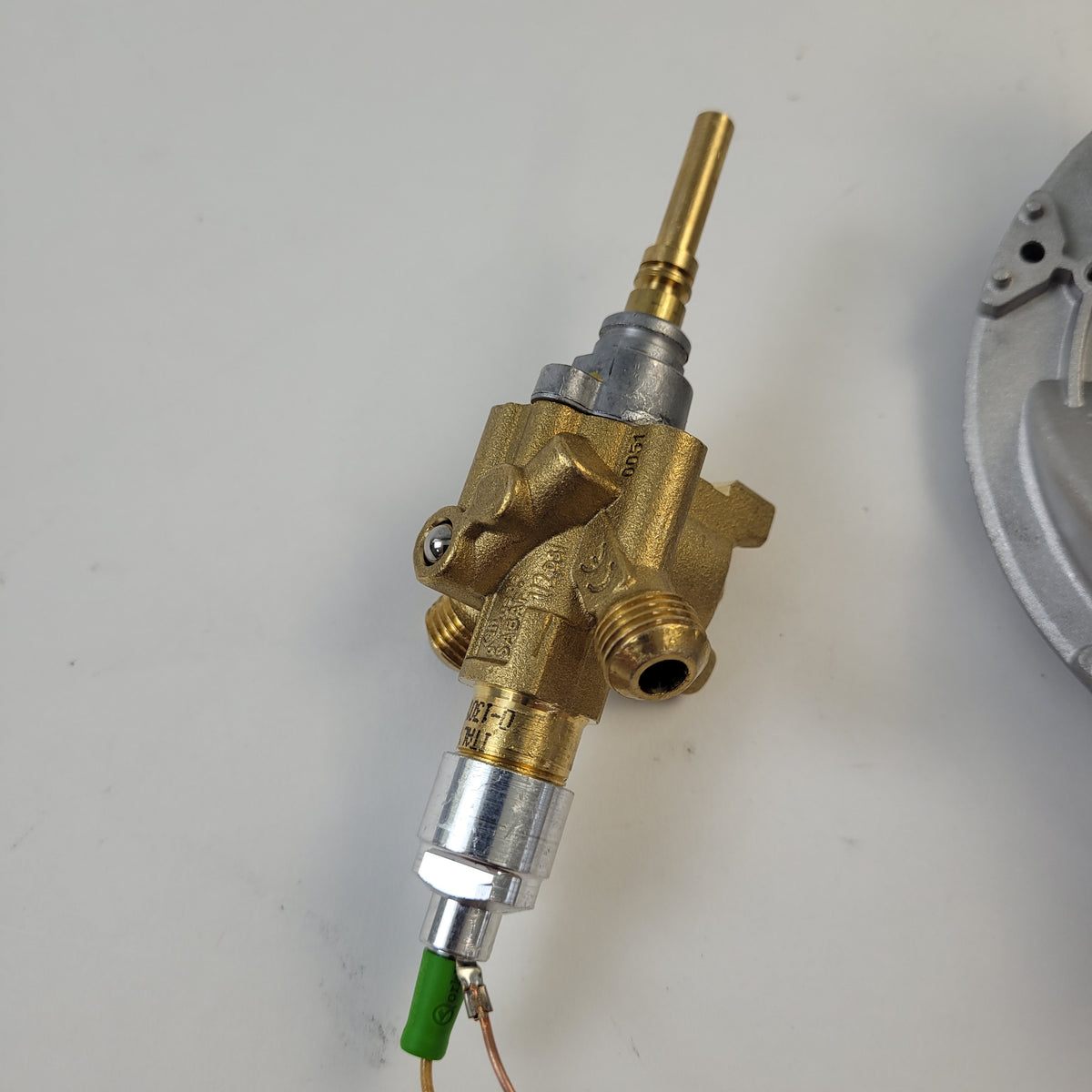 Electrolux Range Burner Assemblies / Burner Heads 5304527751