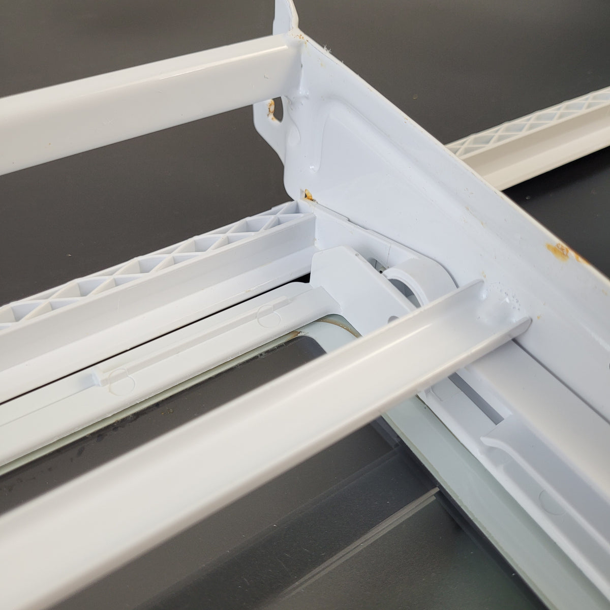 Electrolux Refrigerator & Freezer Shelves 5304519131