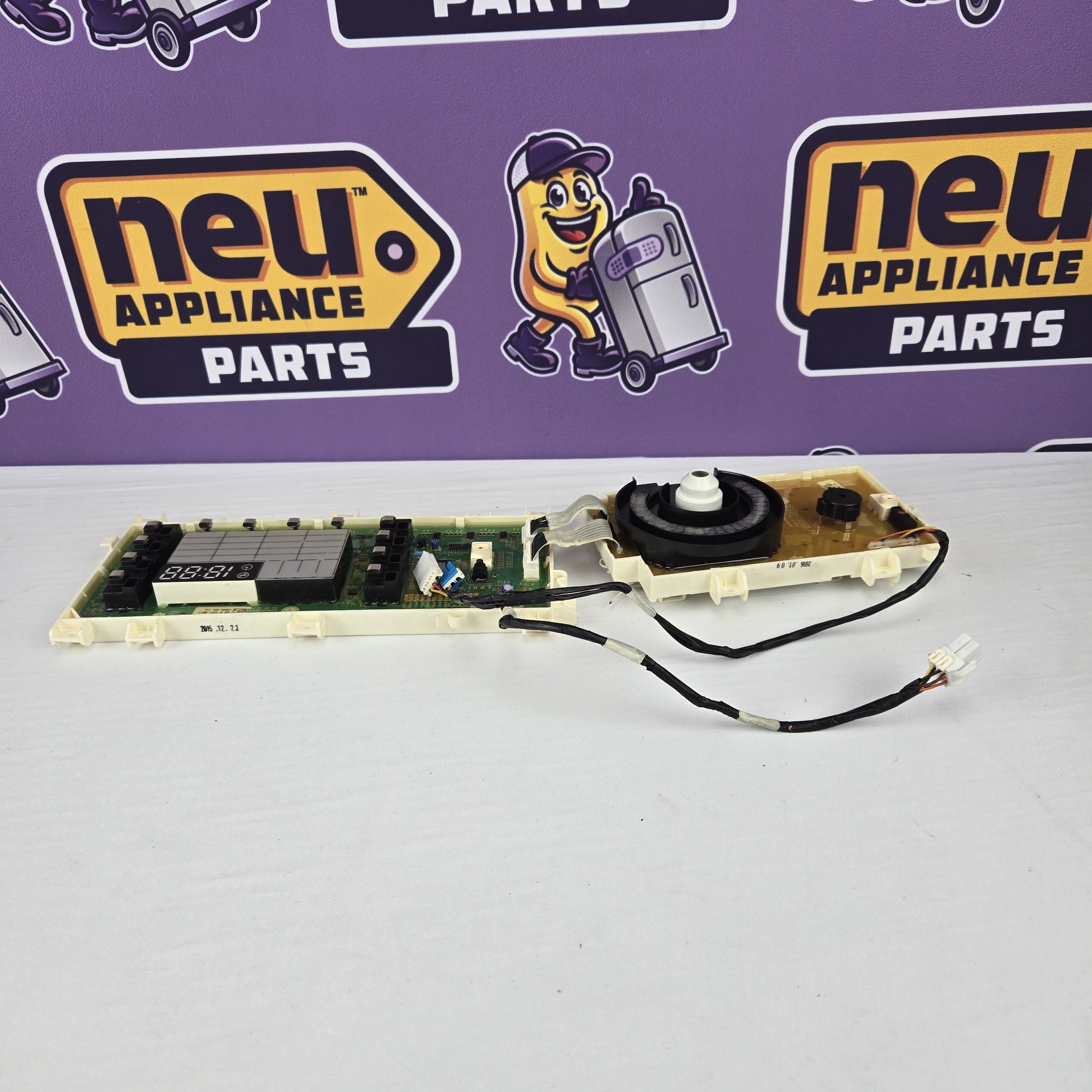 LG EBR74488601 Washer Backsplashes / Consoles / Control Panels