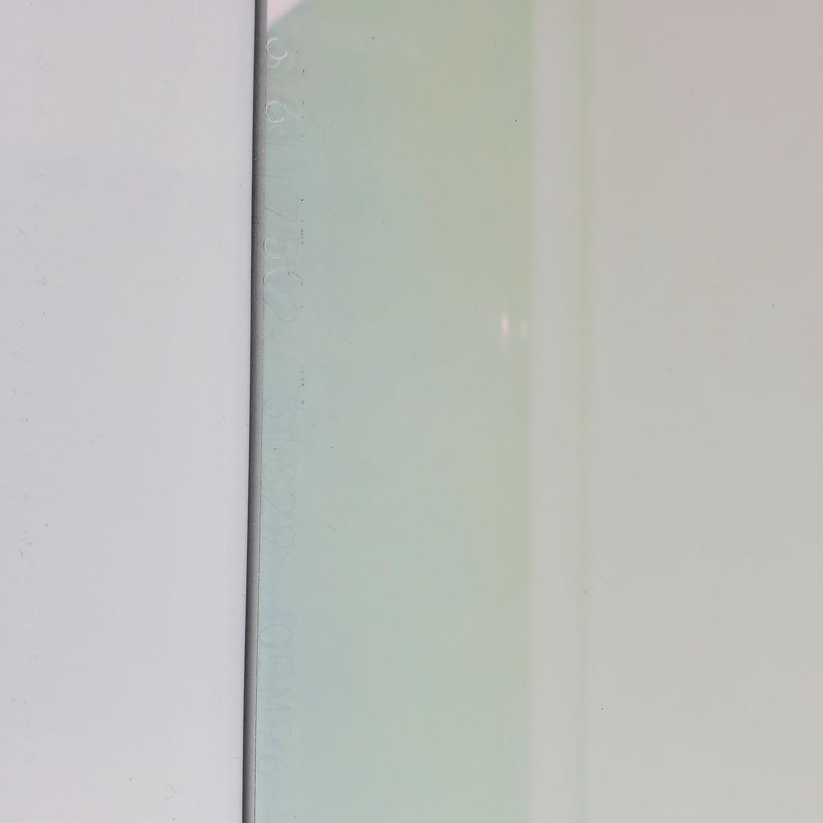 Frigidaire Range Glass 5304503232
