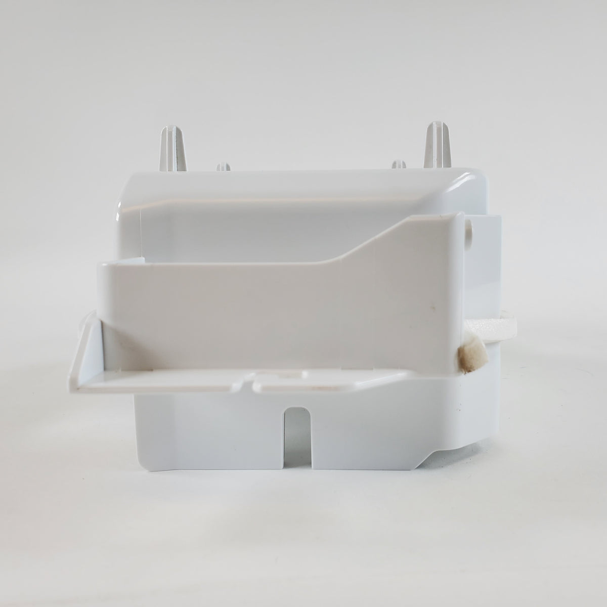 Whirlpool Refrigerator & Freezer Fan Shrouds WPW10363507