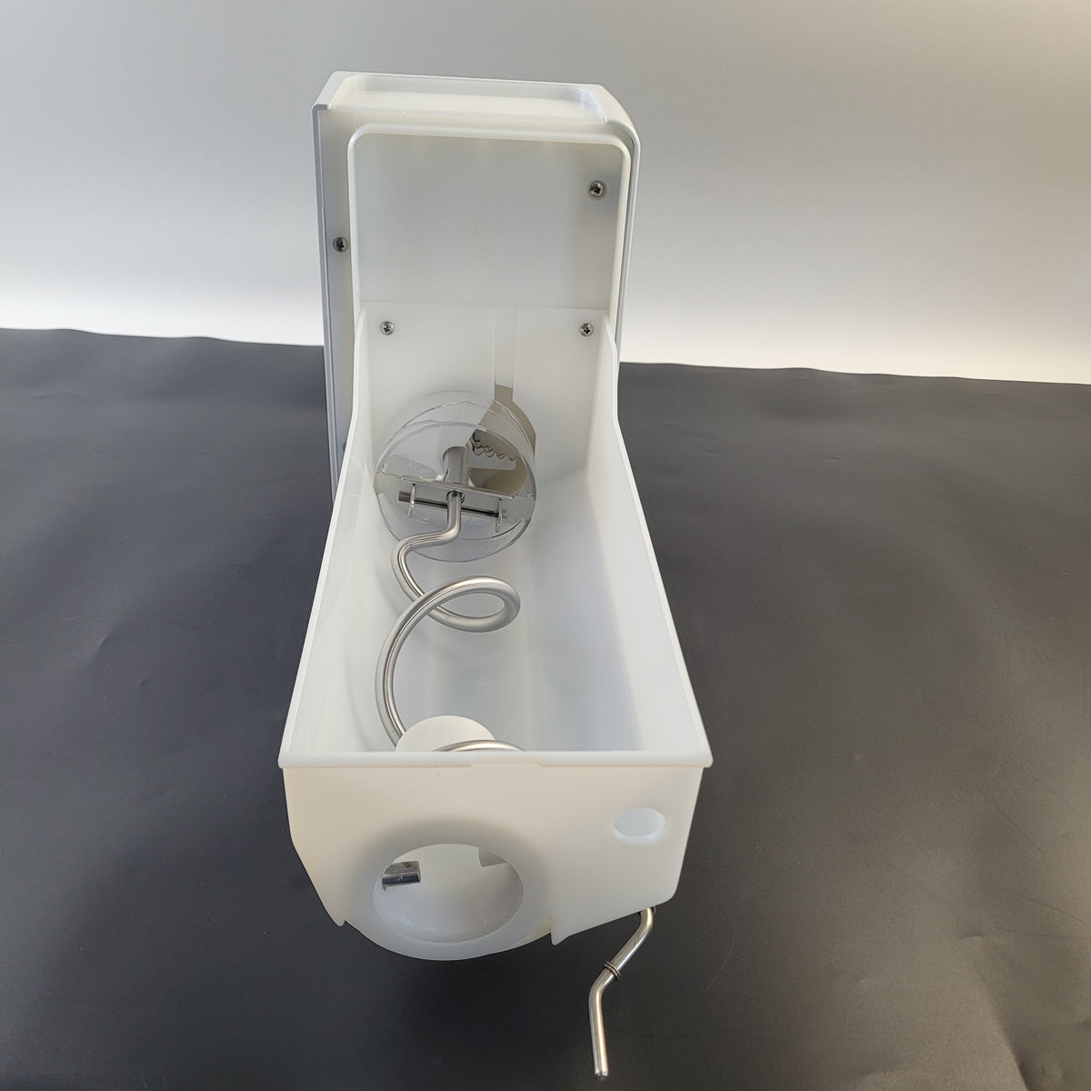 Electrolux Refrigerator & Freezer Ice Bins / Ice Containers  5304537045