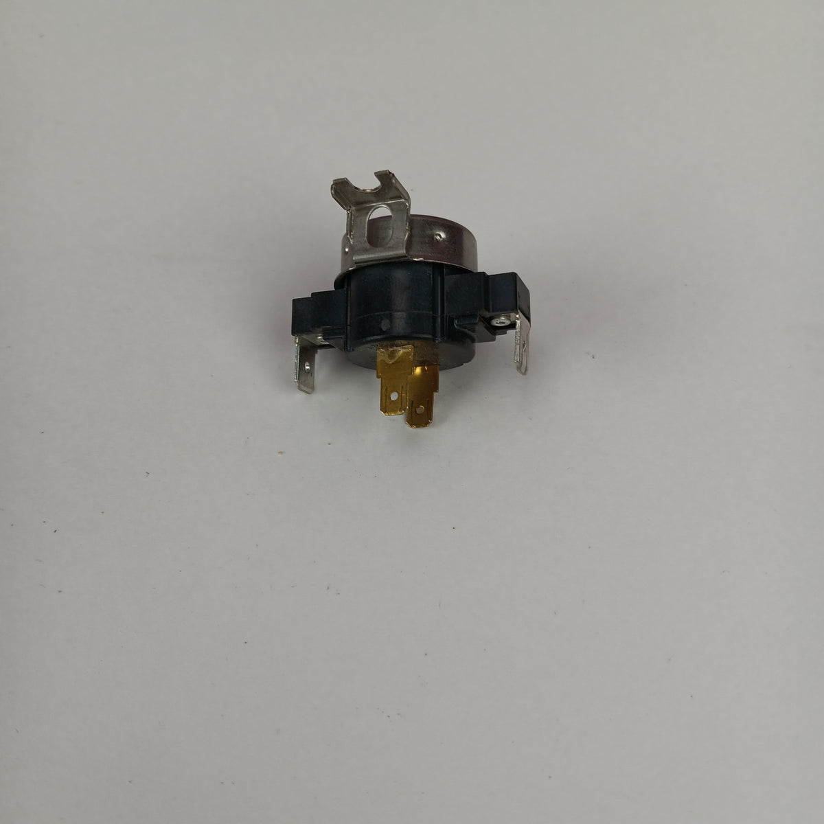 GE Dryer Thermostats WE04X26139