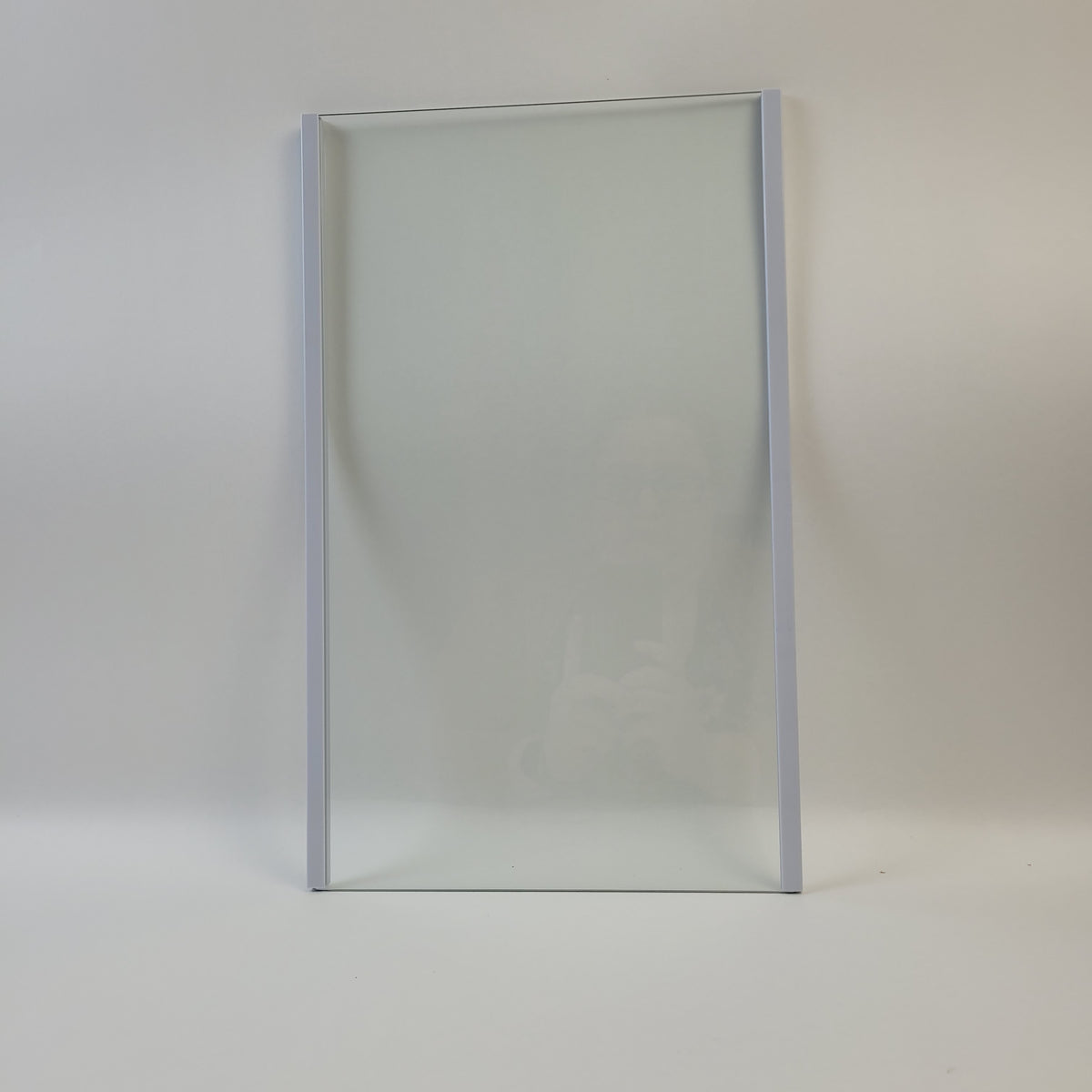 Magic Chef Refrigerator & Freezer Shelves 312300200349