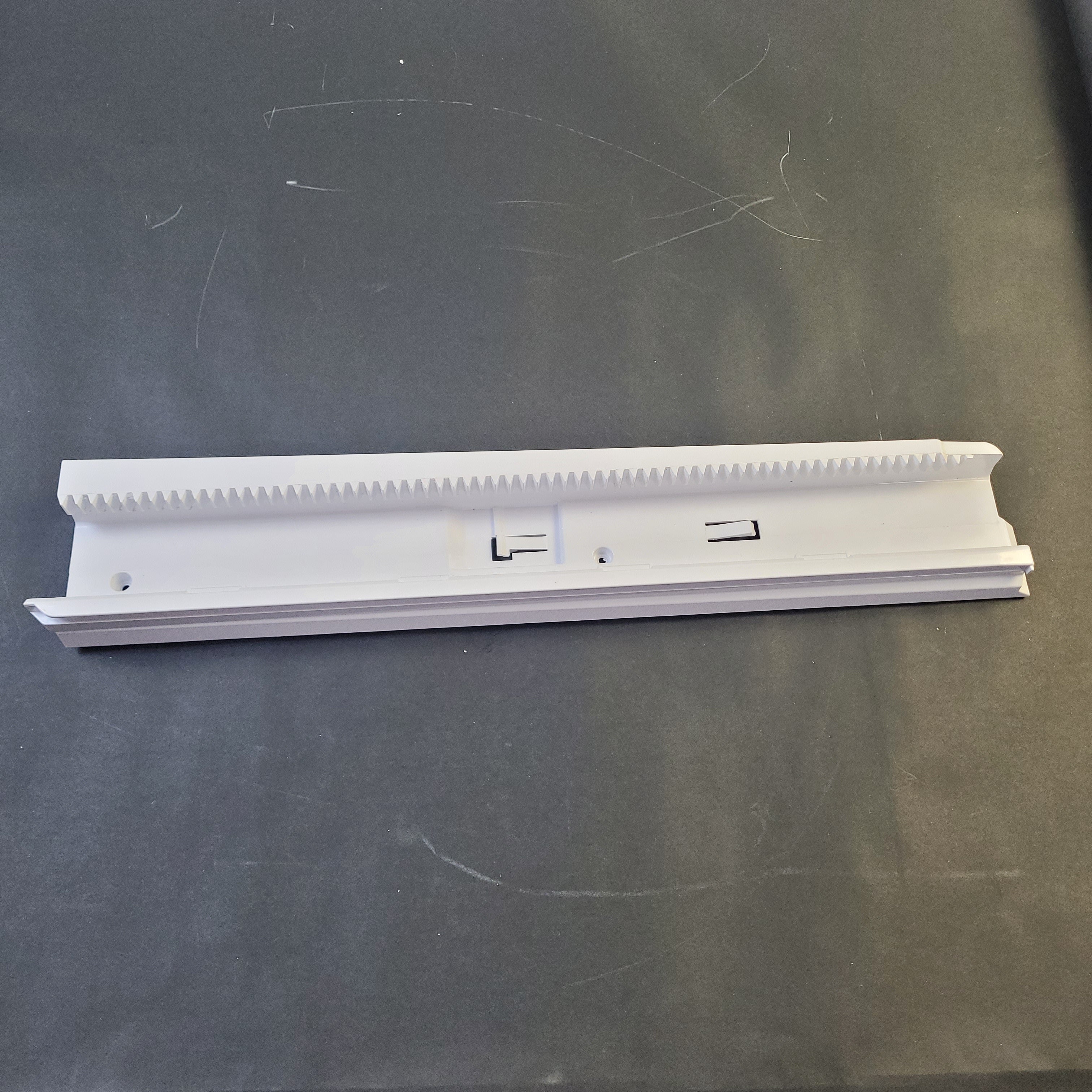 Frigidaire Refrigerator & Freezer Misc. Parts 5304534871
