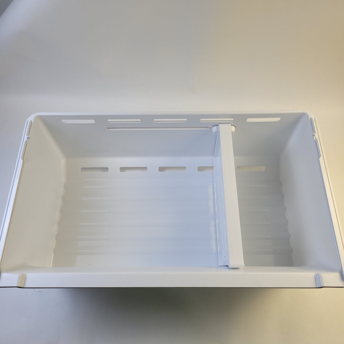 Electrolux Refrigerator & Freezer Drawers / Crisper Drawers 5304519057