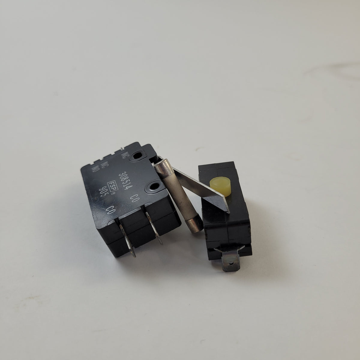 Whirlpool Microwave Misc. Parts 261877