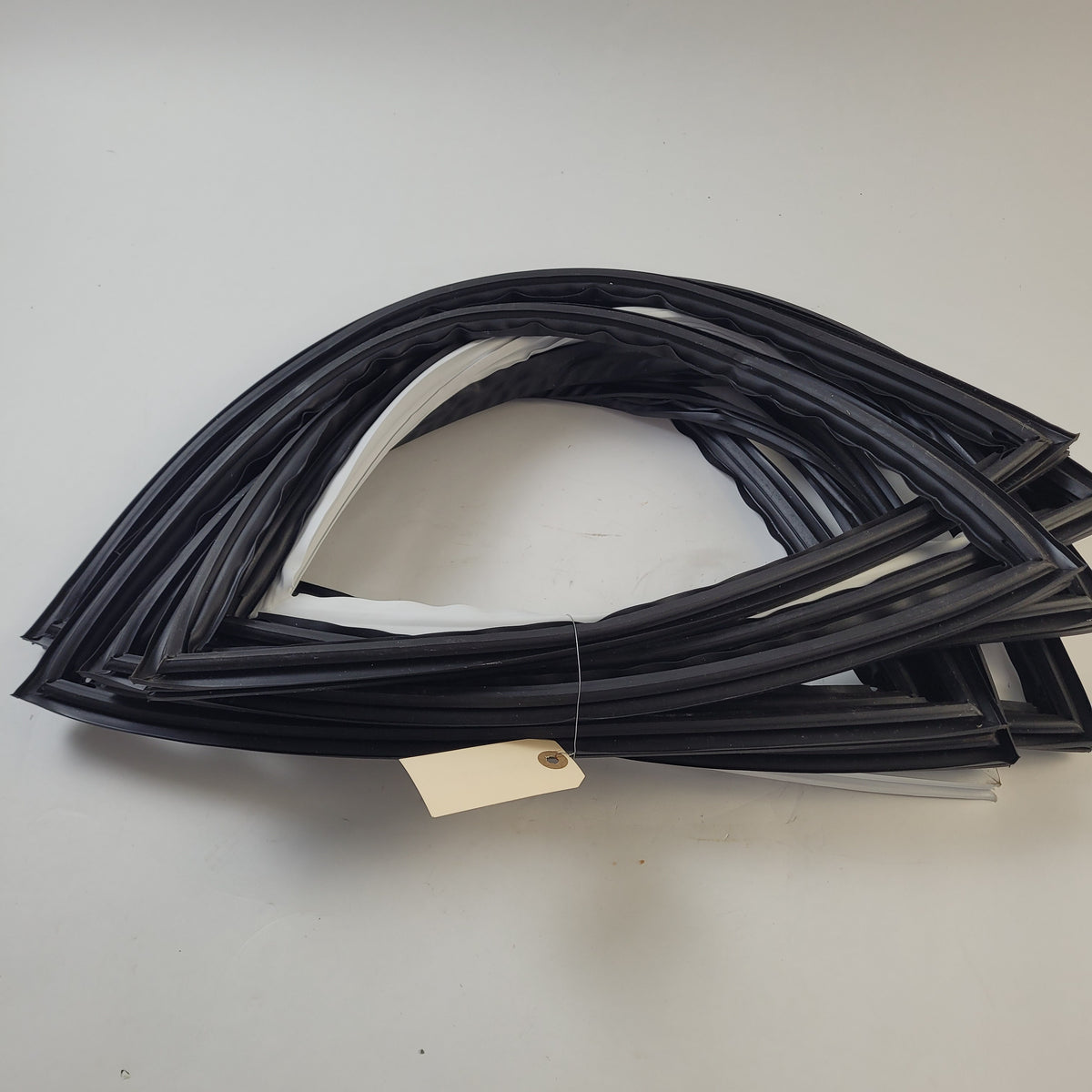 Midea Refrigerator & Freezer Door Gaskets 12131000016124