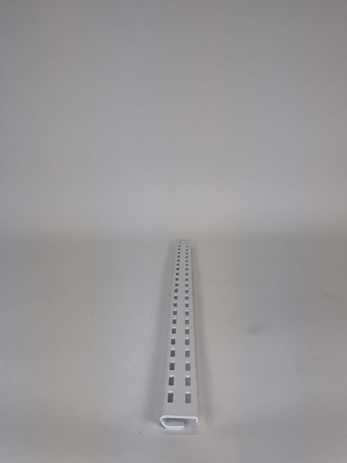 Frigidaire Refrigerator & Freezer Misc. Parts 242122101