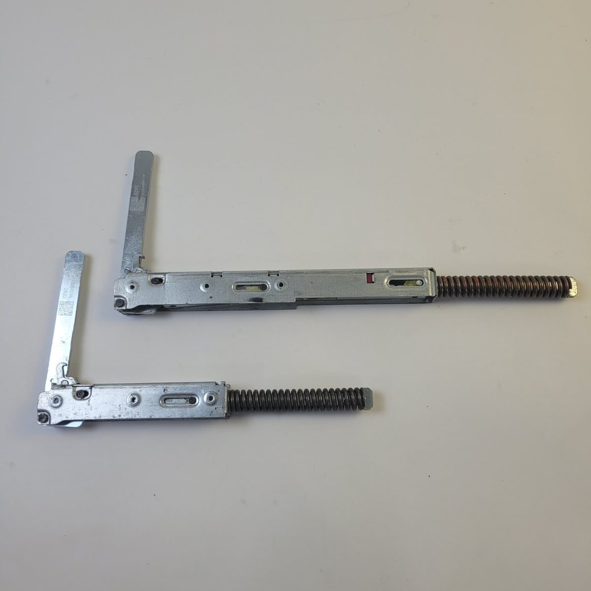 Electrolux Wall Oven Door Hinges 5304530350