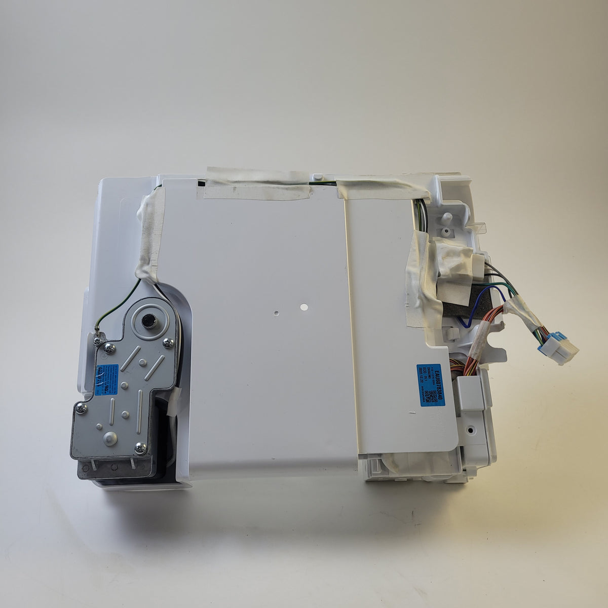 LG Refrigerator & Freezer Ice Makers EAU60783840