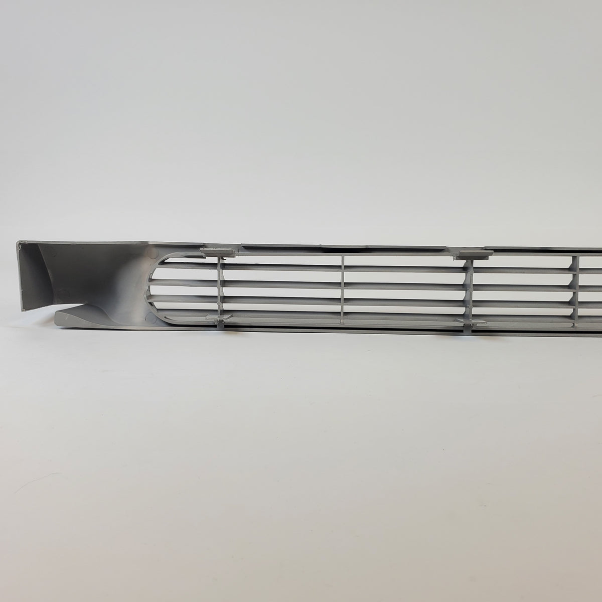Frigidaire Refrigerator & Freezer Grilles / Kickplates 240324409