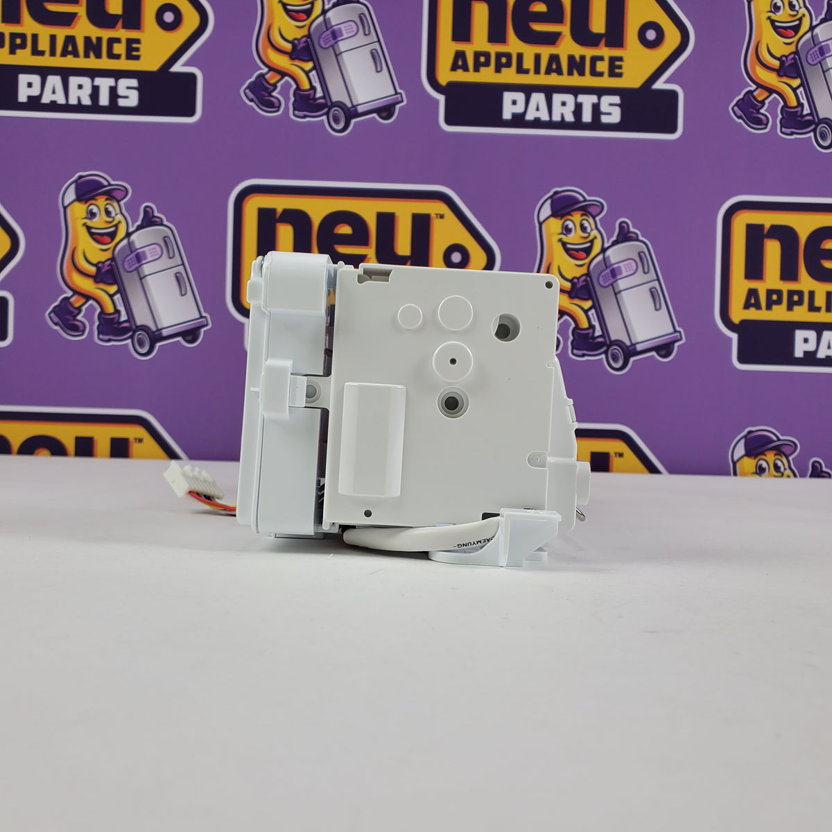 LG Refrigerator & Freezer Ice Makers AEQ73569906