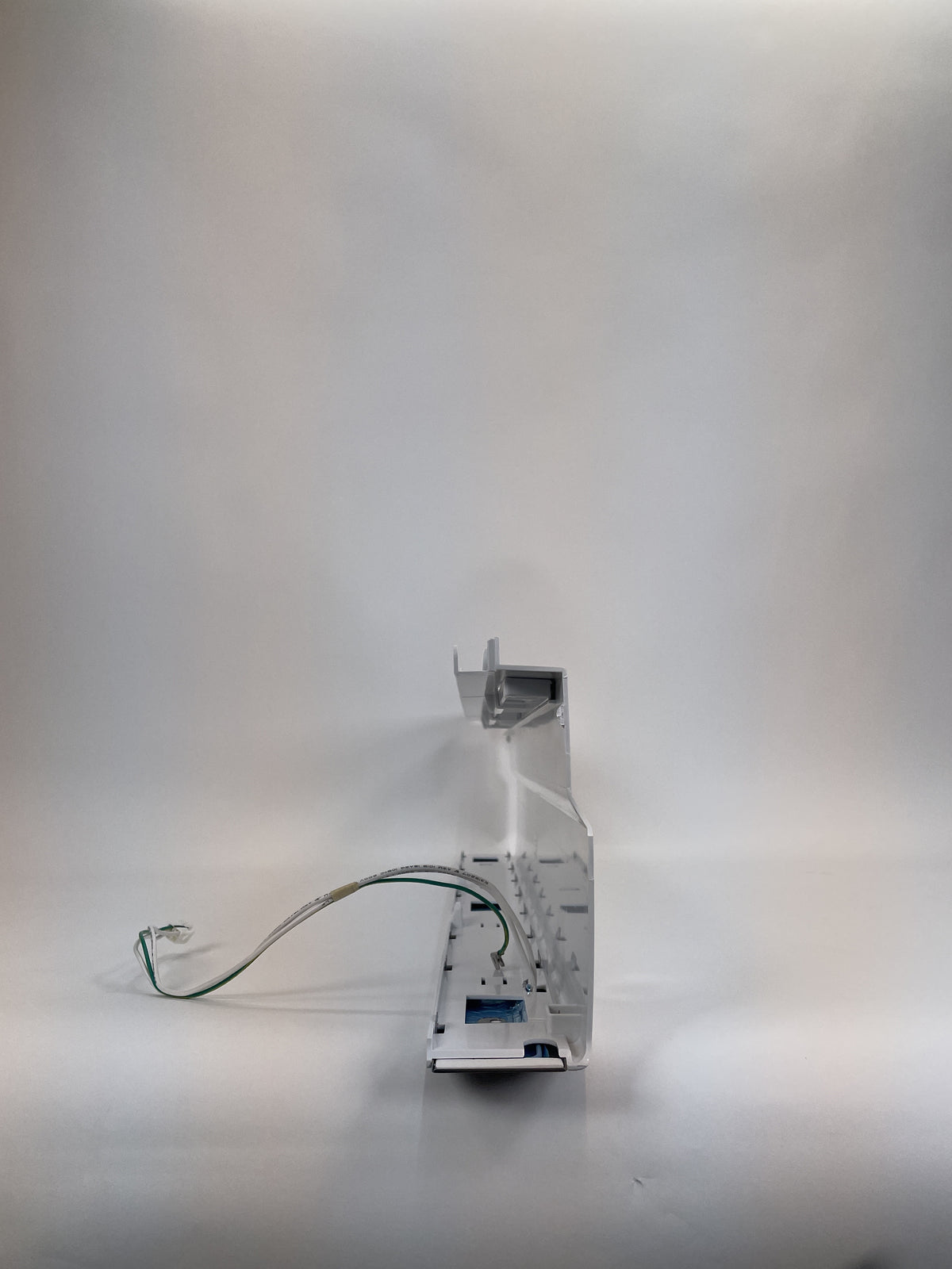 Whirlpool Refrigerator & Freezer Misc. Parts W11043010