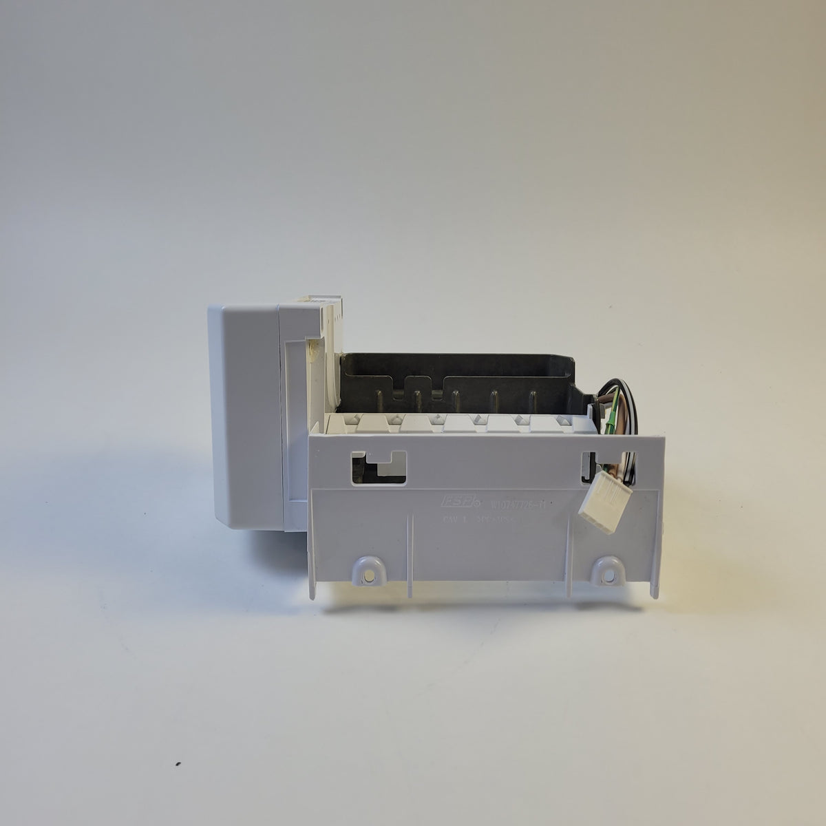 Whirlpool Refrigerator & Freezer Ice Makers WPW10251076