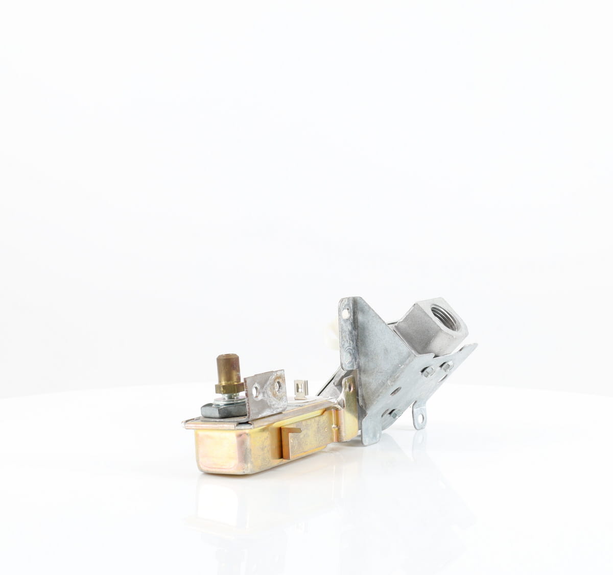 GE Range Valves  WB19K10044
