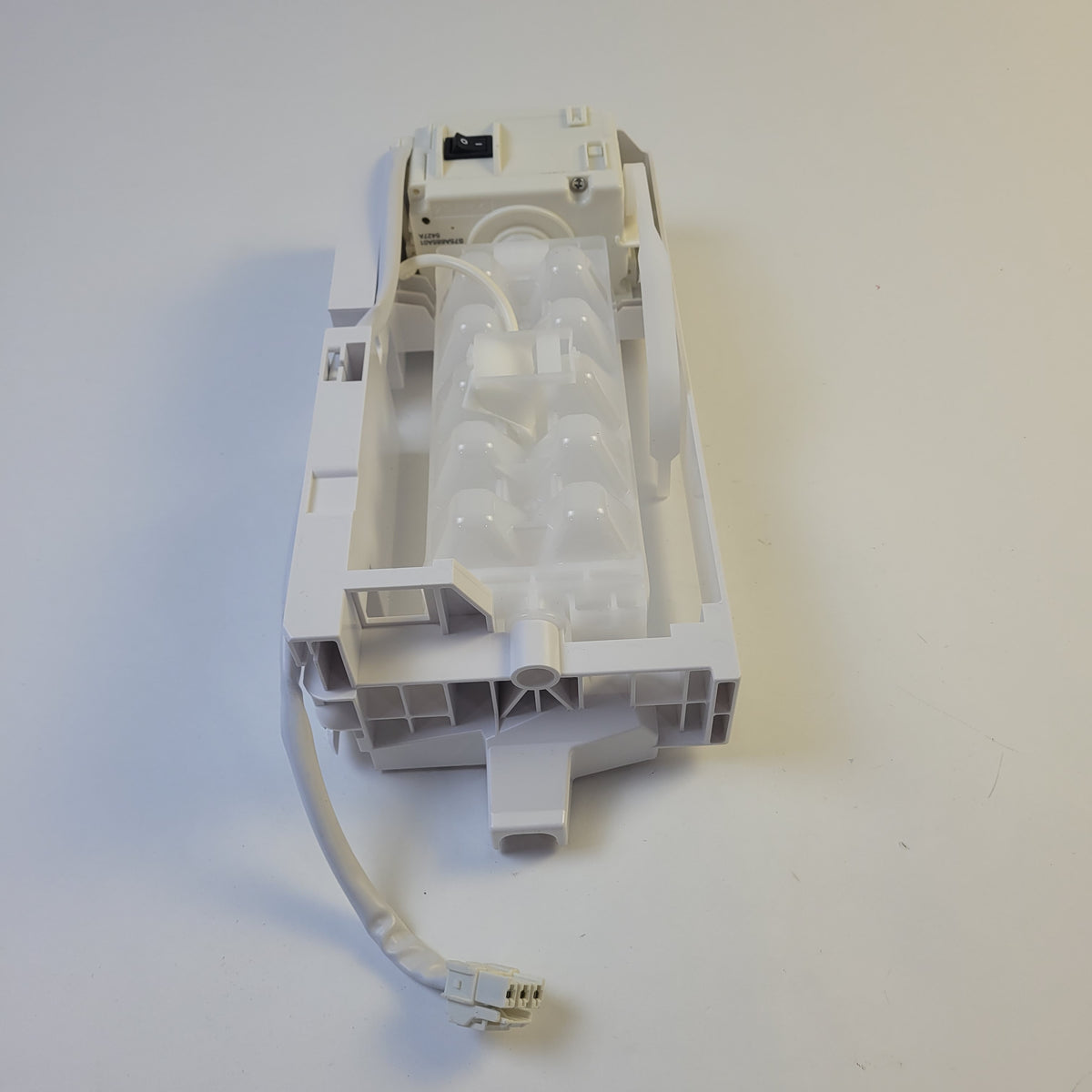 Frigidaire Refrigerator & Freezer Ice Makers 5304532555