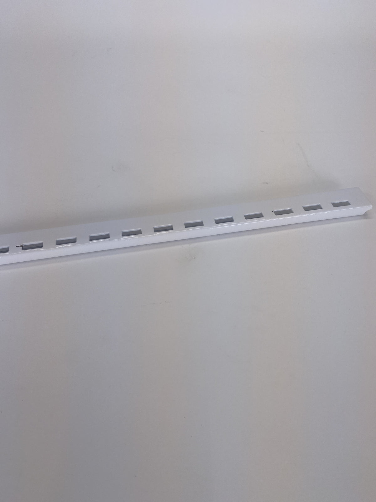 Frigidaire Refrigerator & Freezer Misc. Parts 242122301
