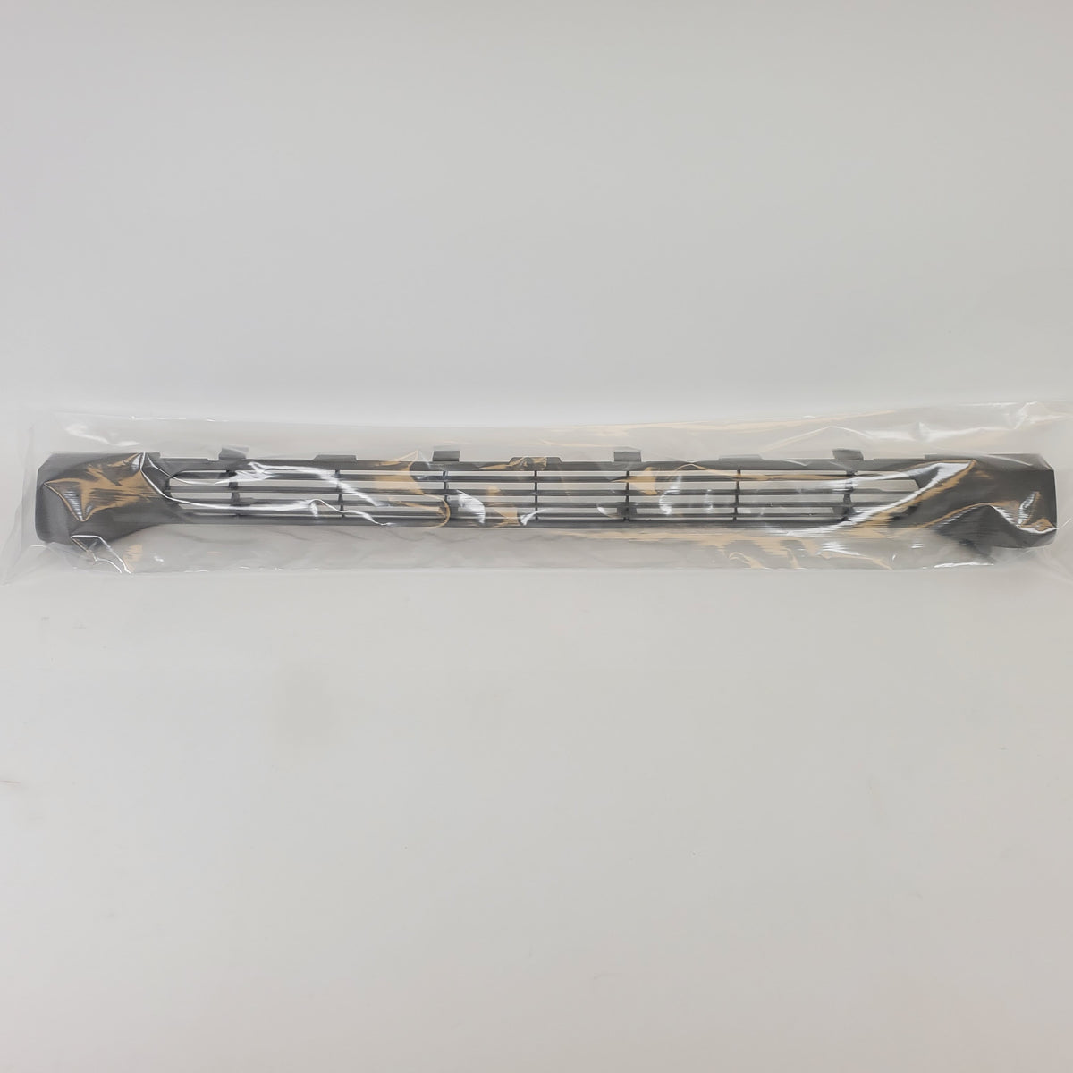 Frigidaire Refrigerator & Freezer Grilles / Kickplates 240324409
