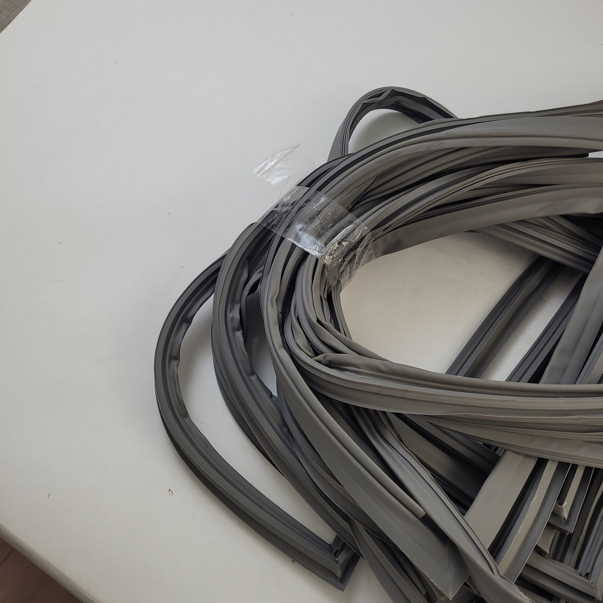 Midea Refrigerator & Freezer Door Gaskets 12131000010567