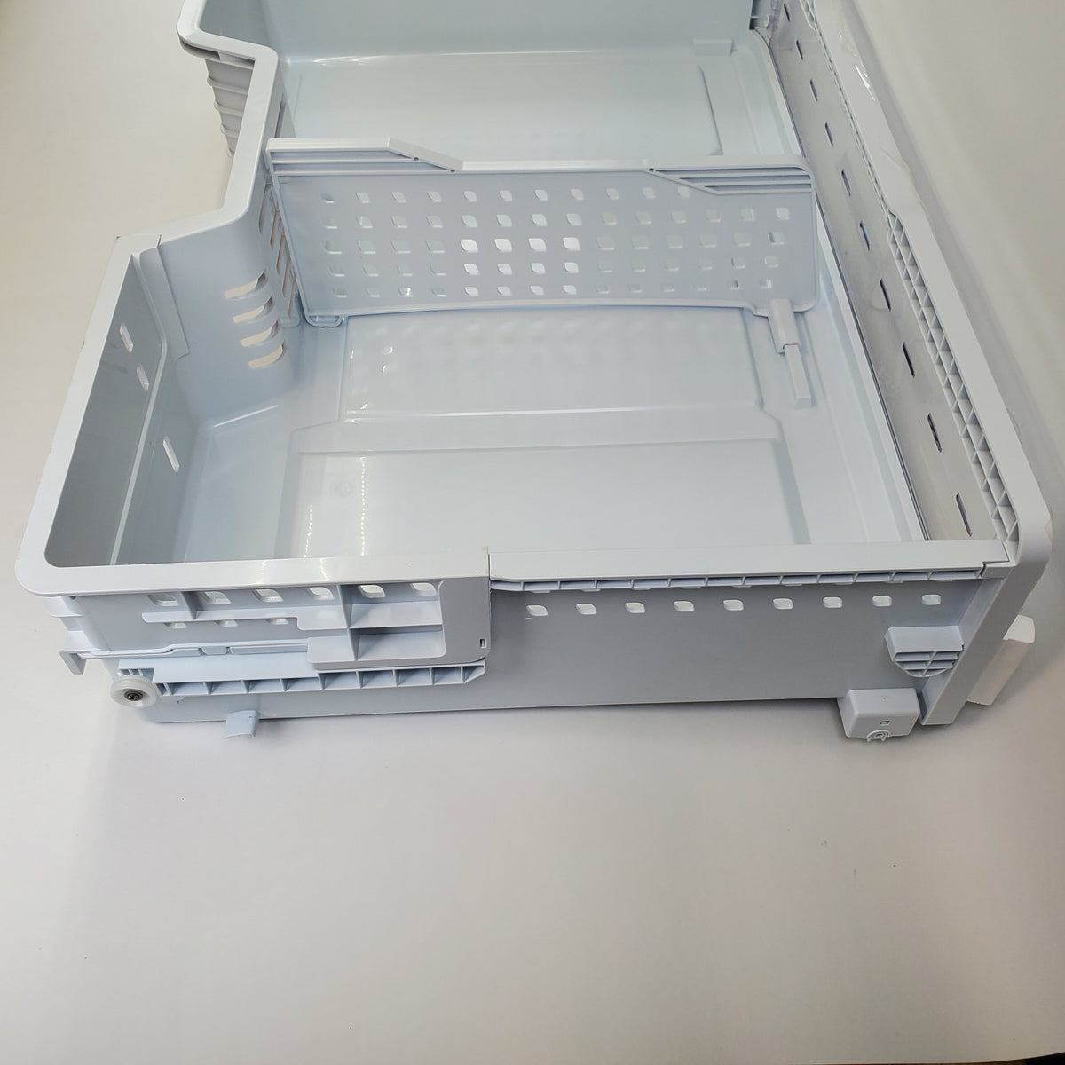 GE Refrigerator & Freezer Drawers / Crisper Drawers WR32X26451