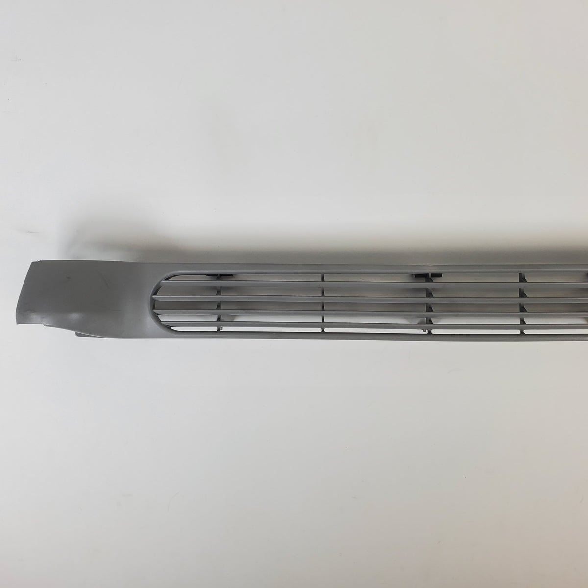 Frigidaire Refrigerator & Freezer Grilles / Kickplates 240324409