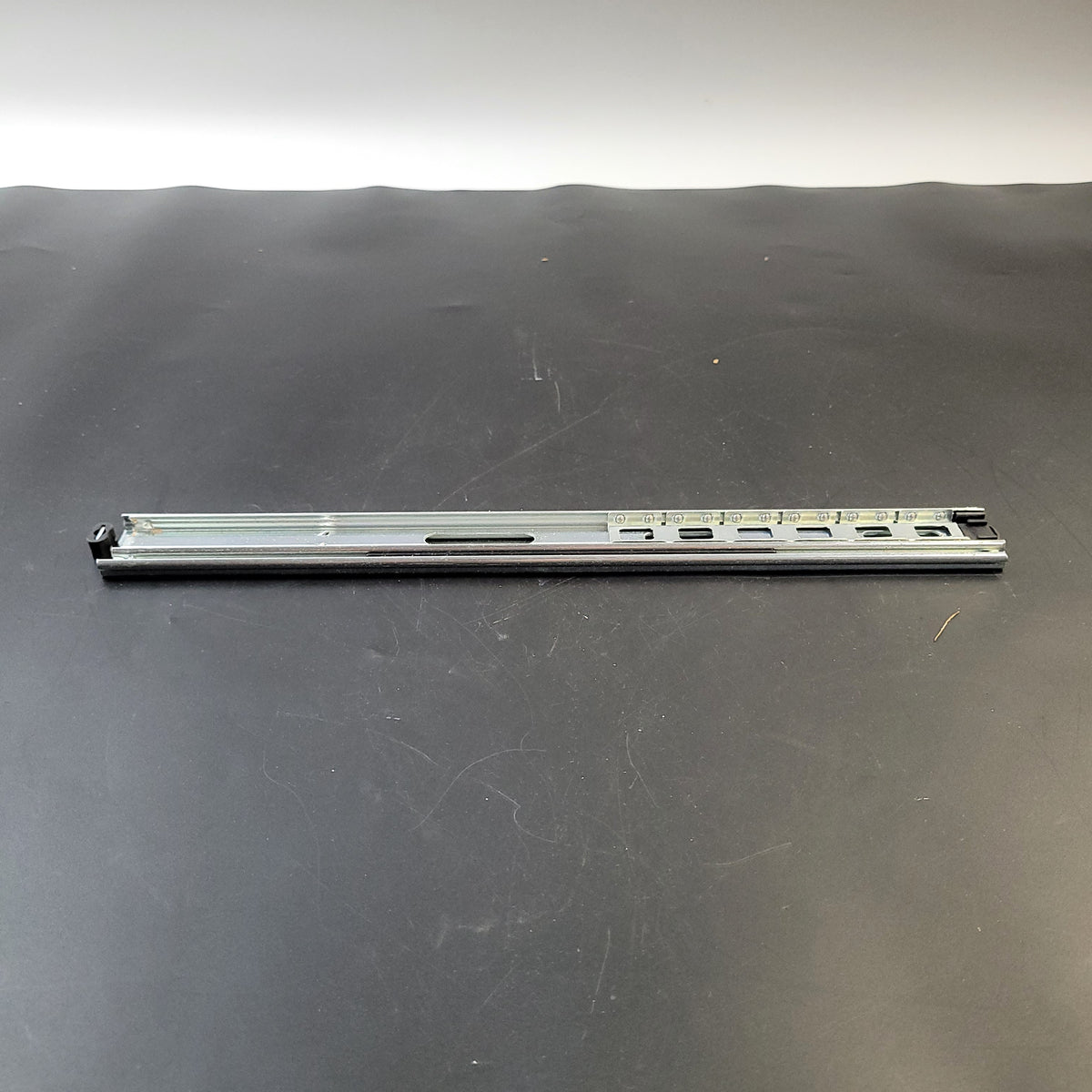 Whirlpool Refrigerator & Freezer Rails WPW10170835